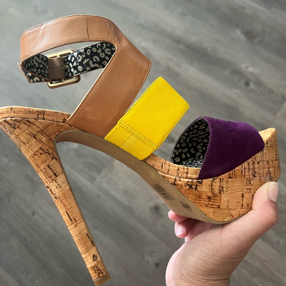 Jessica Simpson High Heels Purple And Yellow Size 8.5 NEW
